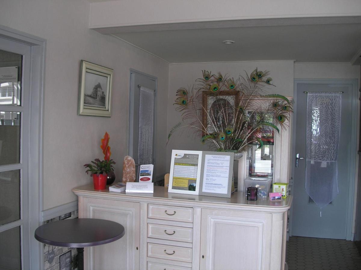 Auberge Du Calvaire Pontchateau Bagian luar foto